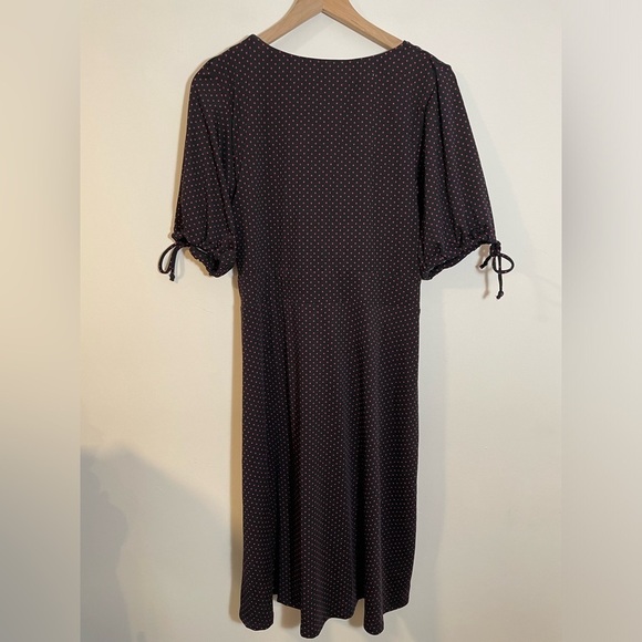 IGIGI Polka Dot Dress Size 18/20 Pink & Black Short Sleeves V-Neck Knee Length - Picture 5 of 9